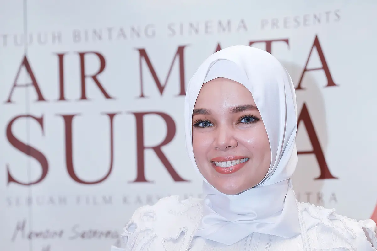 Dewi Sandra 