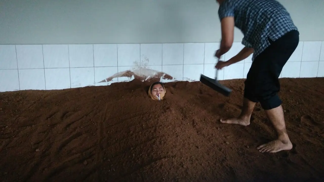 Sensasi Dikubur dalam Tanah ala Spa Kozoburo