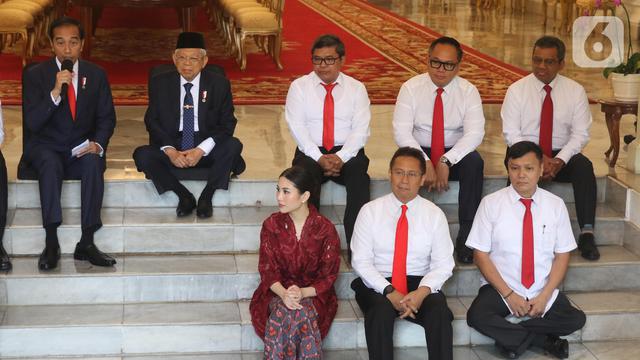 Jokowi Perkenalkan 12 Wakil Menteri Kabinet Indonesia Maju