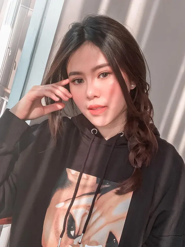 6 Gaya Rambut Melisa Hartanto, Peserta Indonesian Idol yang Bisa Ditiru