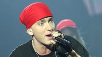 Kanye pun menyebutkan seperti orang tak masalah dengan rapper kulit putih karena Eminem telah menjadi artis terhebat. (Bintang/EPA)