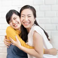 ilustrasi ibu dan anak/copyright by worawit_j (Shutterstock)