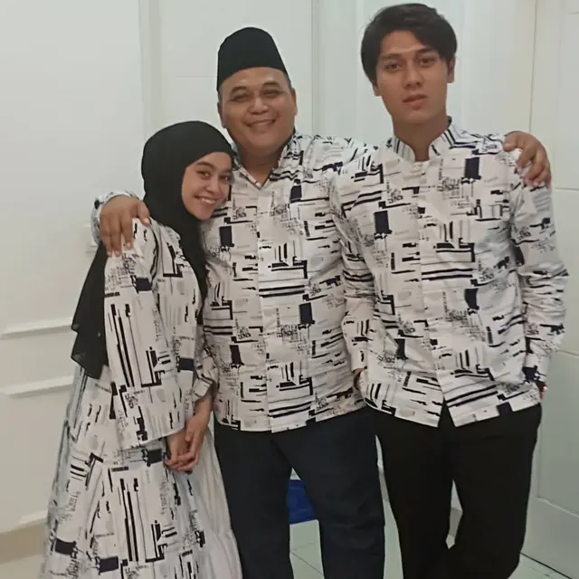 6 Momen Kumpul Keluarga Besar Lesty Kejora dan Rizky Billar, Makin Serius