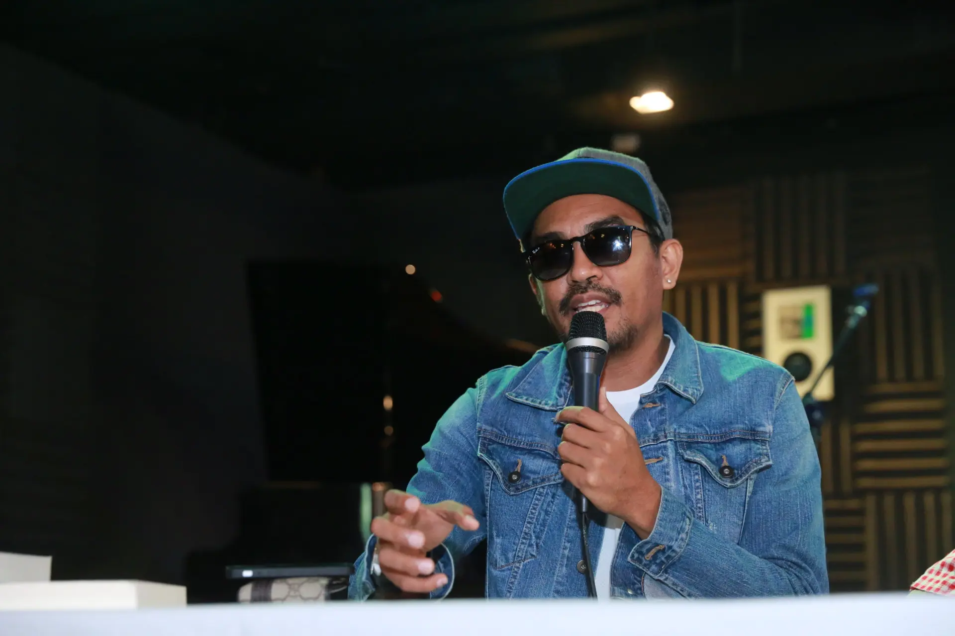 Glenn Fredly (Adrian Putra/BIntang.com)