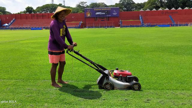 Sah! Purwanto, Mantan Wasit Terbaik Indonesia Berjulukan Mr. Clean