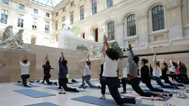 Sambut Olimpiade Paris 2024, Museum Louvre Gelar Kelas Yoga dan Tari untuk Umum