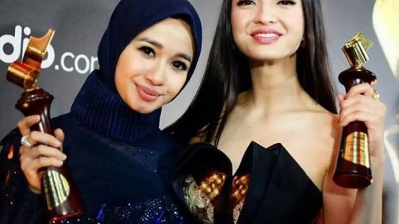[Bintang] Laudya Cynthia Bella dan Raline Shah 