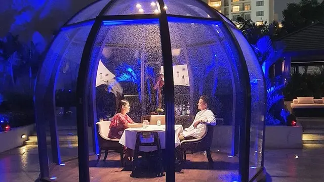 6 Potret Raisa Rayakan Ulang Tahun Hamsih Daud, Makan Malam Romantis