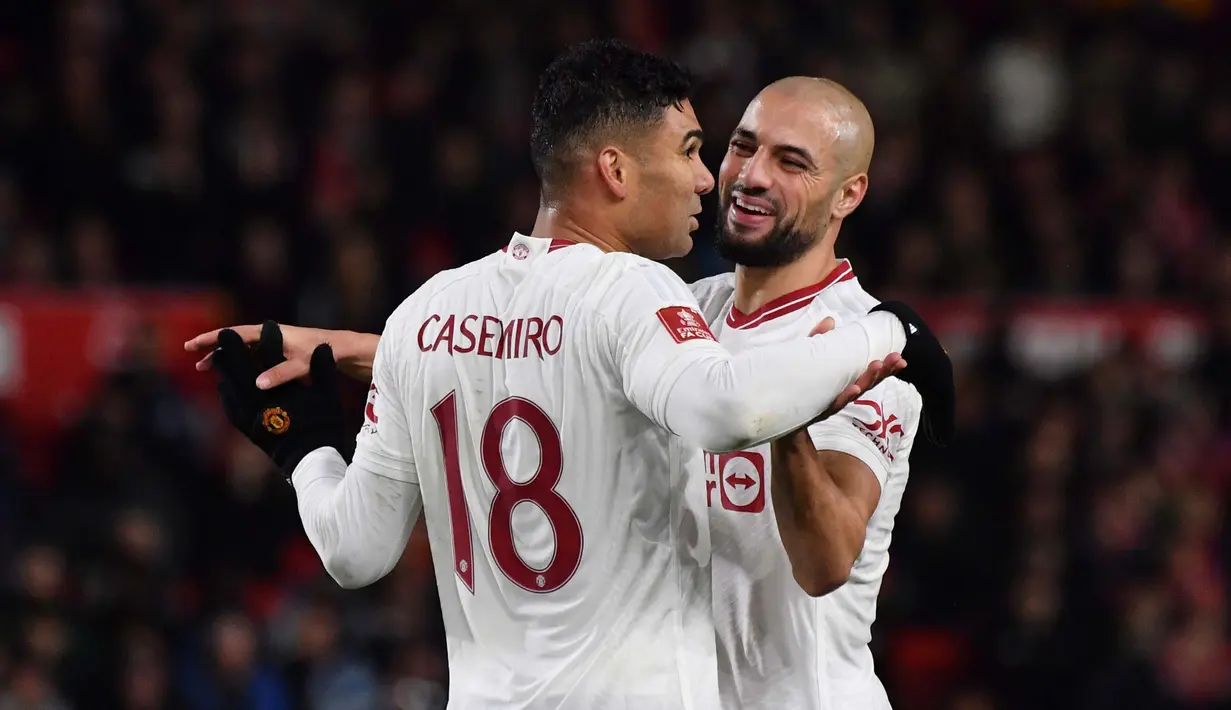 Gol kemenangan untuk Manchester United baru terjadi di menit ke-89 lewat aksi Casemiro. (AP Photo/Rui Vieira)