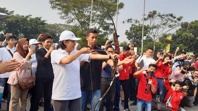 Menteri Keuangan Sri Mulyani mengikuti rangkaian acara Dies Natalies ke-4 Politeknik Keuangan Negara STAN (PKN STAN), Minggu (14/7/2019).