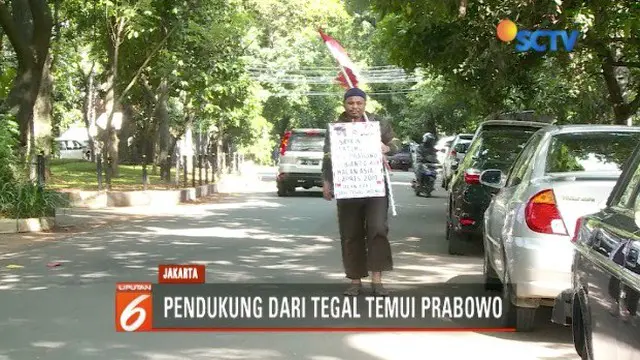 Pria ini rela jalan kaki dari Tegal ke Jakarta untuk temui Calon Presiden Prabowo Subianto.