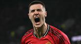Benjamin Sesko menjadi pahlawan Manchester United setelah berhasil membawa timnya menang atas Everton 1-0 pada laga pekan ke-27 Premier League, Selasa (24/02/2026) dini hari WIB. (AFP/Paul ELLIS)