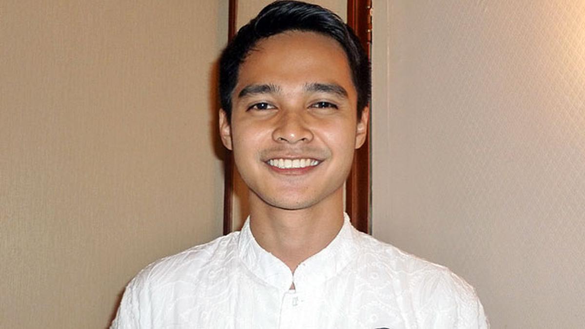 Aiman Ricky Rayakan Hari Ibu bersama Nenek - ShowBiz Liputan6.com