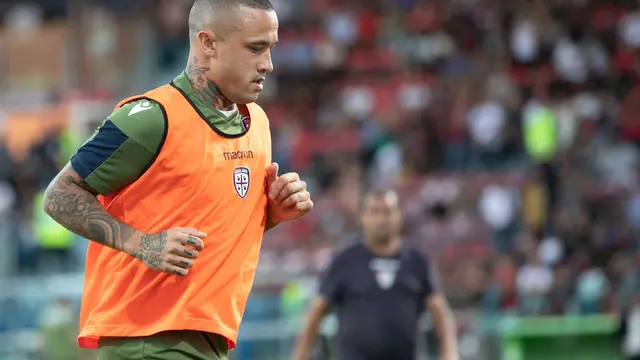 Radja Nainggolan - Cagliari