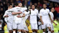 Para pemain Real Madrid merayakan gol ke gawang Villarreal pada laga La Liga di Santiago Bernabeu, Madrid, Rabu (20/4/2016). (AFP/Pierre-Philippe Marcou)