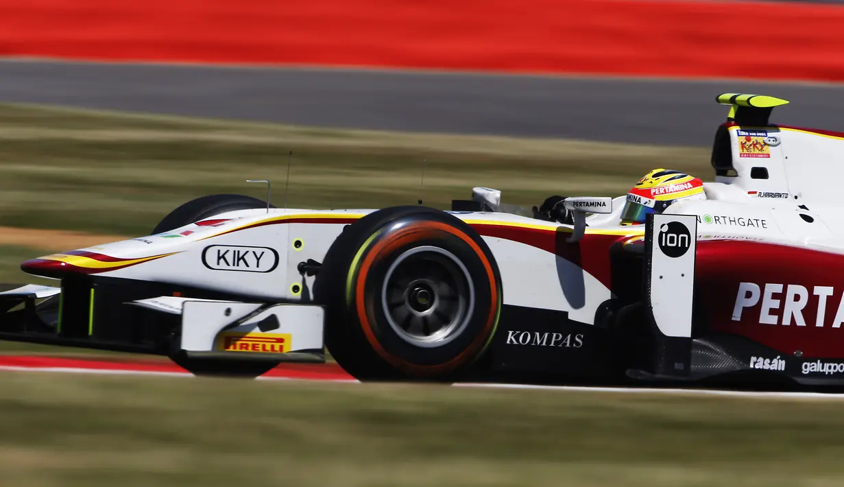 Rio Haryanto saat beraksi di Sirkuit Silverstone, Inggris. (GP2 Media Service)