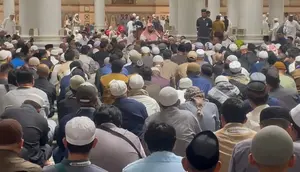 Cerita Warga Depok Batal Pulang Umrah Imbas Serangan Houthi