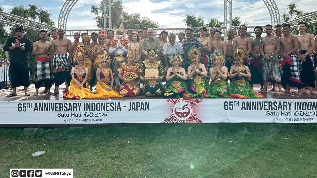 Warga Jepang Nikmati Keindahan Seni Budaya Bali di Ajang Enoshima Bali Sunset 2023.