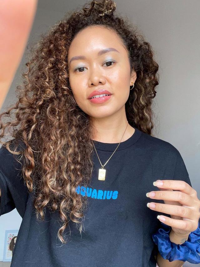 Selebgram Agnes Oryza Ngaku Selalu Bawa 3 Barang Ini di ...