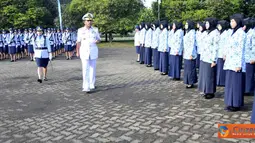 Citizen6, Jakarta: Panglima TNI Laksamana TNI Agus Suhartono, S.E., membuka apel bersama wanita TNI yang diikuti oleh 300 peserta di Lapangan Mabes TNI AU, Jakarta, Kamis (21/4). (Pengirim: Badarudin Bakri Badar)