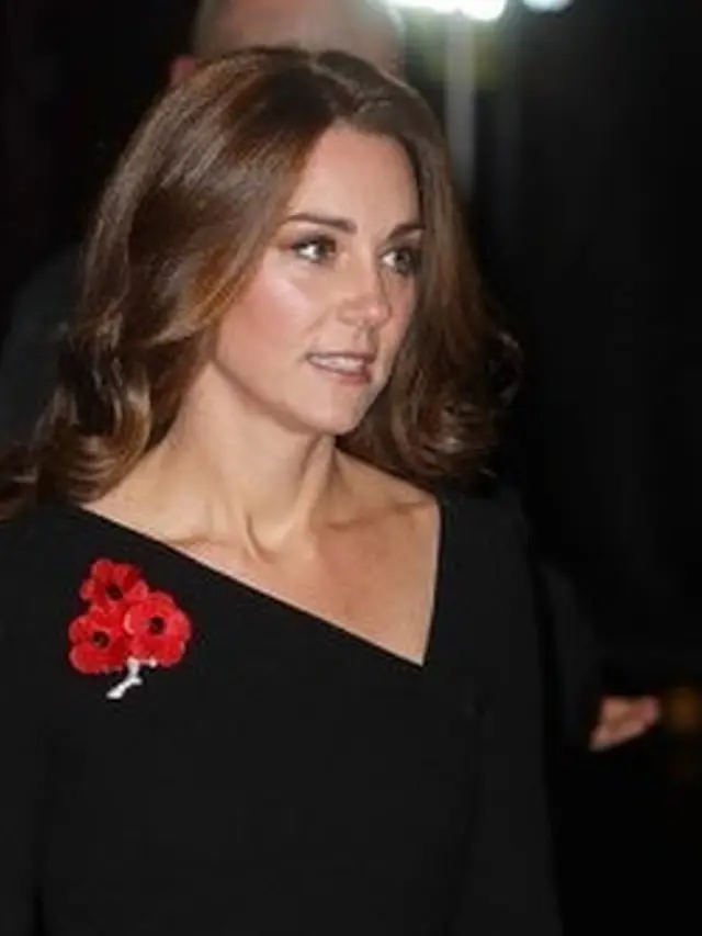 Isi Clutch Kate Middleton yang Tak Biasa
