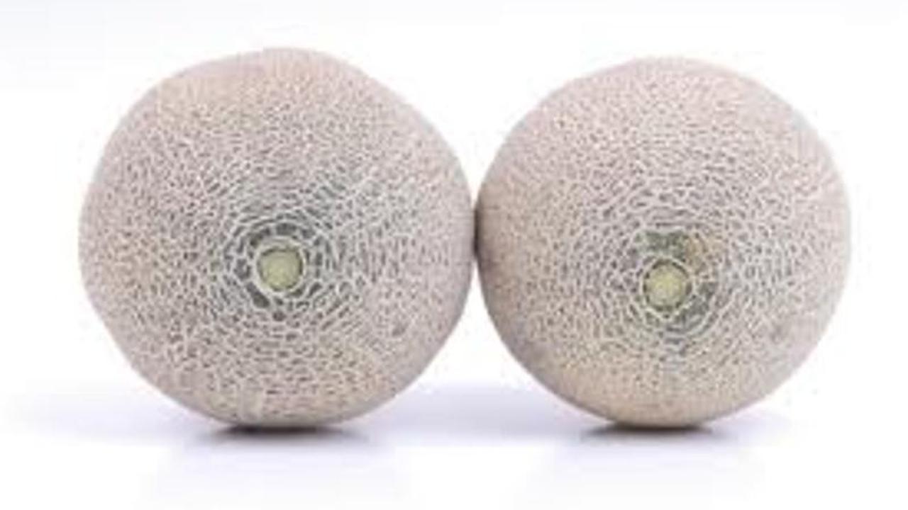 Rata-rata payudara wanita negara Paman Sam ini memiliki ukuran cup D (atau F pada cup ukuran Eropa).