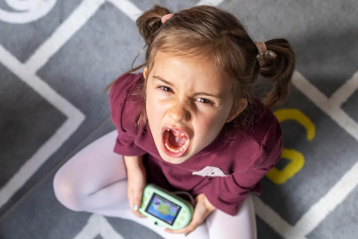 Mendidik Anak Tantrum