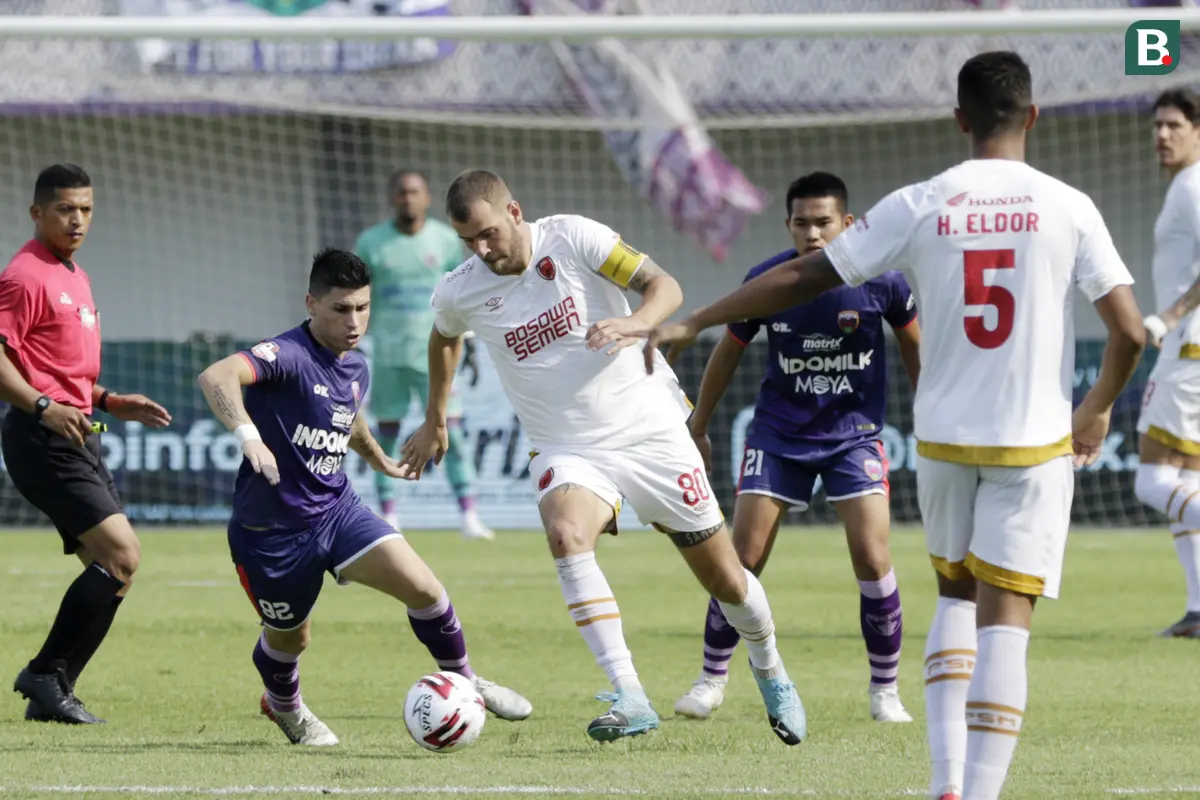 Shopee Liga 1 : Persita Tangerang Vs PSM Makassar