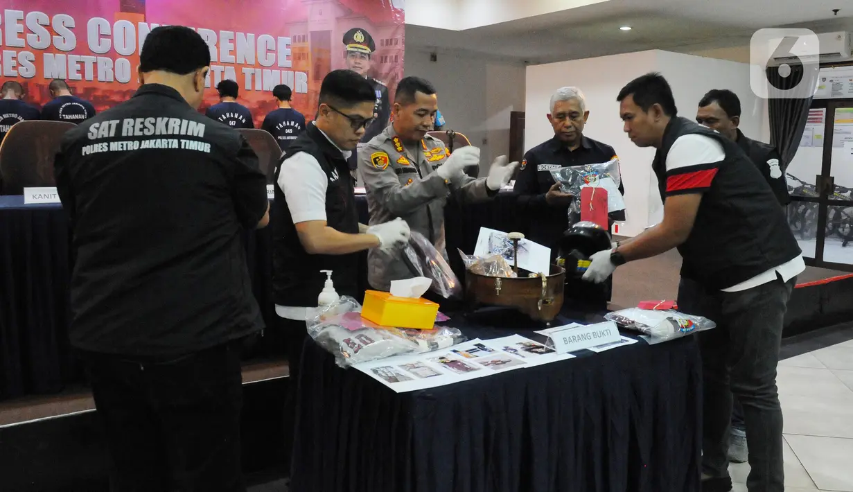 Menurut Kapolda Metro Jaya Irjen Pol Karyoto, tawuran adalah semacam embrio yang harus dicegah apabila dibiarkan akan menular kemana-mana. (merdeka.com/Imam Buhori)