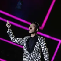 Cemen di ajang Infotainment Awards 2016. (Nurwahyunan/Bintang.com)