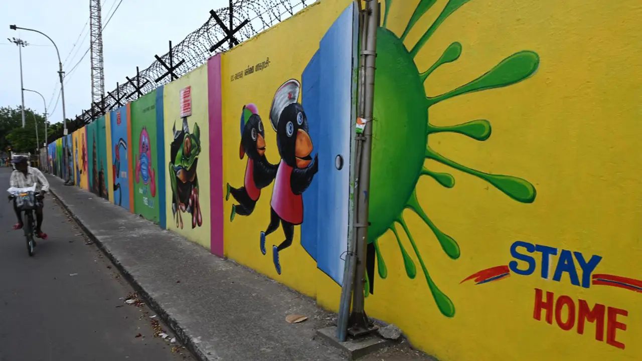 FOTO: Mural Kesadaran Virus Corona COVID-19 di India