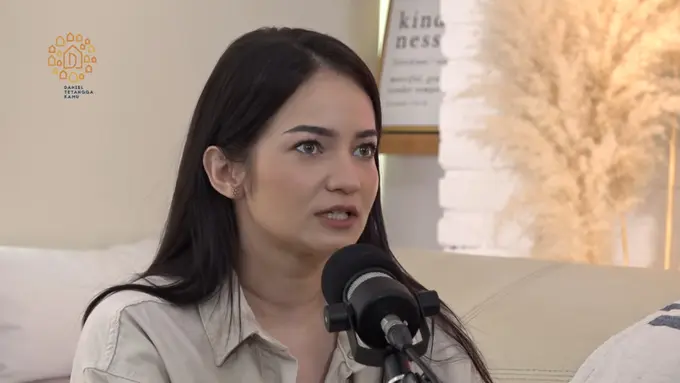 [Fimela] Enzy Storia