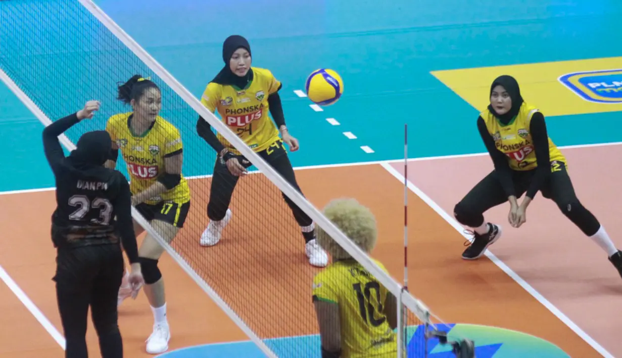Sebelumnya, Jakarta Popsivo Polwan berhasil mengatasi perlawanan Jakarta Livin Mandiri. Melakoni duel di lokasi yang sama, Popsivo Polwan menang 3-2 (25-17, 25-23, 25-27, 21-25, dan 16-14 atas Livin Mandiri. (Dok. PLN Mobile Proliga 2025)