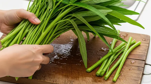 Tips Menumis Kangkung Tetap Hijau