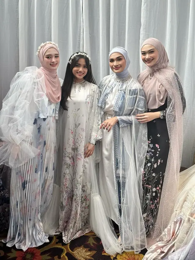 Banjir Pujian Warganet, Begini 8 Potret Inara Rusli Kenakan Outfit Cantik bak  Ibu Peri