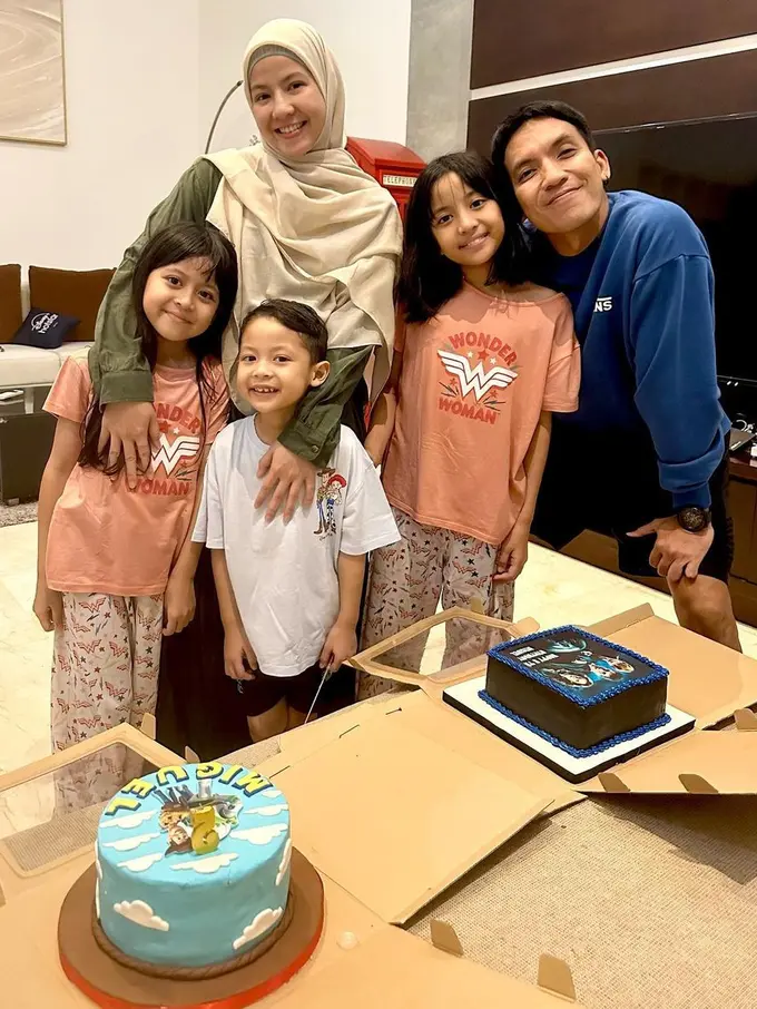Momen Natasha Rizky dan Desta Rayakan ulang tahun Miguel yang ke-5. [Foto: Instagram/desta80s]