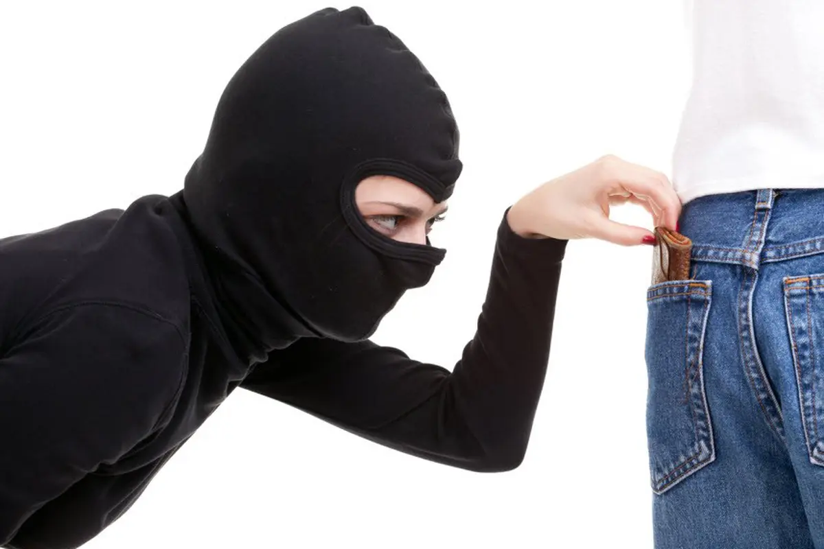 [Bintang] 5 Langkah Tips Gokil Biar Dompet Nggak Dicopet Saat di Pasar