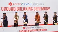 Menteri Perindustrian Airlangga Hartarto meresmikan pembangunan kompleks petrokimia milik PT Lotte Chemical Indonesia (LCI).