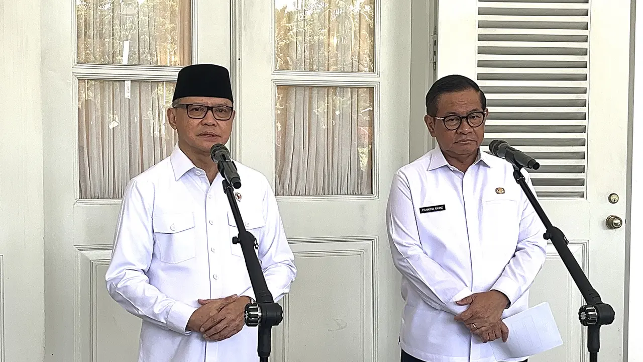 Menteri Pelindungan Pekerja Migran Indonesia atau Badan Pelindungan Pekerja Migran Indonesia (BP2MI) Mukhtarudin bertemu Gubernur DKI Jakarta Pramono Anung di Balai Kota, Rabu (29/10/2025).