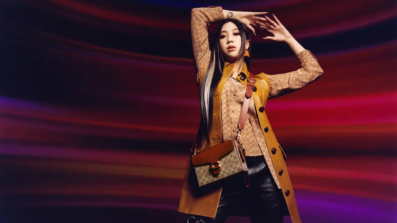 Coach resmi memilih Lee Youngji sebagai Global Brand Ambassador