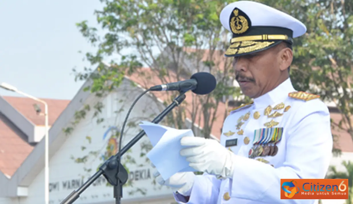 Citizen6, Surabaya: Upacara prtingatan Proklamasi tersebut, didalamnya juga dibacakan teks Proklamasi Indonesia oleh Wadan sebagai Irup. Upacara kali ini, dipimpin Komandan Upacara (Dan Up) Mayor Laut (E) Bernadus Wibowo Jati. (Pengirim: Penkobangdikal)