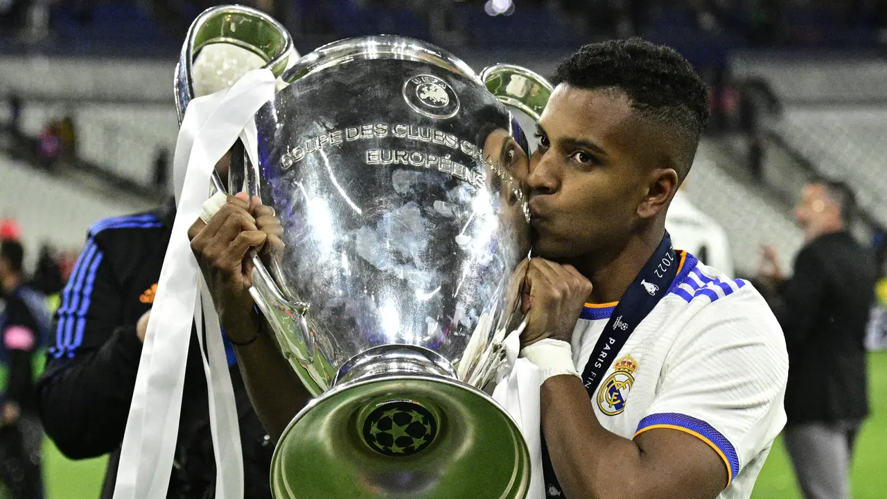 Foto: Investasi Jangka Panjang, Real Madrid Datangkan 5 Pemain Muda Berlabel Mahal Berikut untuk Regenerasi Skuat