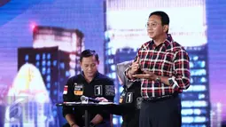 Cagub DKI Jakarta nomor 2, Basuki T Purnama memaparkan visi misi pada Debat perdana Cagub DKI Jakarta di Bidakara, Jakarta, Jumat (10/1/2). (Liputan6.com/Faizal Fanani)