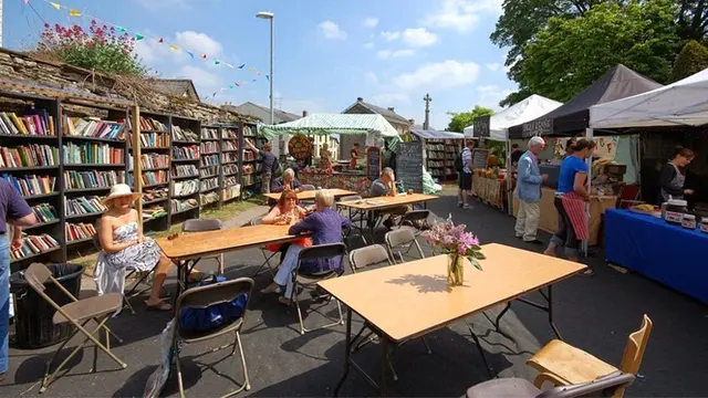 Berkunjung ke Hay-on-Wye, Kotanya Para Pecinta Buku