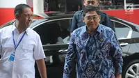 Wakil Ketua DPR Utut Adianto bersiap menjalani pemeriksaan di Gedung KPK, Jakarta, Selasa (18/9). Dalam kasus suap proyek infrastruktur di Purbalingga, KPK telah menetapkan Bupati nonaktif Purbalingga Tasdi sebagai tersangka. (Merdeka.com/Dwi Narwoko)