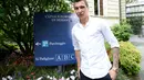 Striker Kroasia, Mario Mandzukic tiba di markas Juventus di Turin untuk menandatangani kontrak dan menjalani tes medis. (Juventus.com)