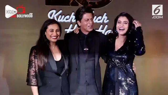 Dalam reuni 20 tahun film Bollywood Kuch Kuch Hota Hai, Sharukh Khan dapat hadiah ciuman dari dua rekan mainnya di film tersebut.