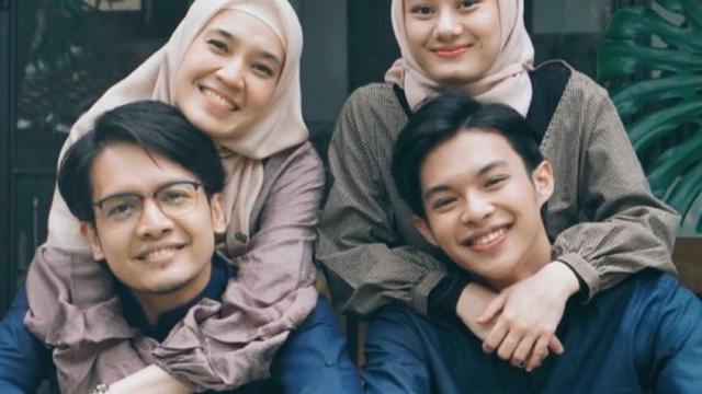 Main Film Bareng, Ini 6 Potret Dinda Hauw dan Dhini Aminarti Bersama Suami