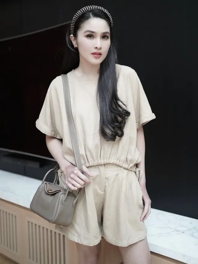 Sandra Dewi, credit: @sandradewi88