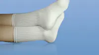 Gunakan Kaus Kaki Saat Sakit Telinga